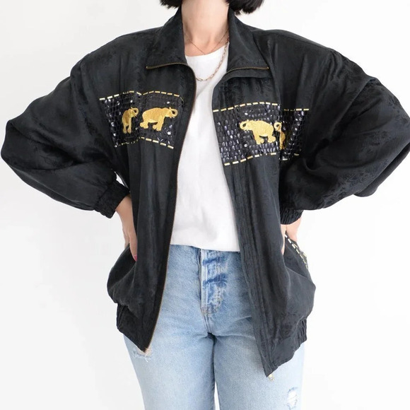 Vintage  Shiy Black with Gold Elephant 100% Silk Jacket Med - Picture 2 of 12
